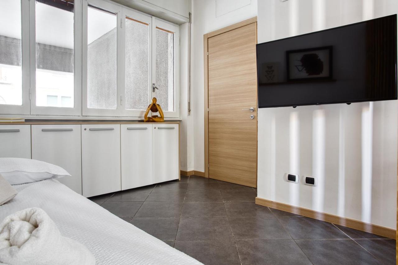 C Studio - Design Bilo Suite -M3- 8 Min Dal Duomo Milánó Kültér fotó